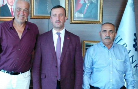 Başkanımız Burhan DEMİRBAŞ ve Ayaş Platformu Dernek Başkanı Ahmet SEZEN; İLBANK Genel Müd. Yusuf BÜYÜK 'ü makamında ziyaret etti